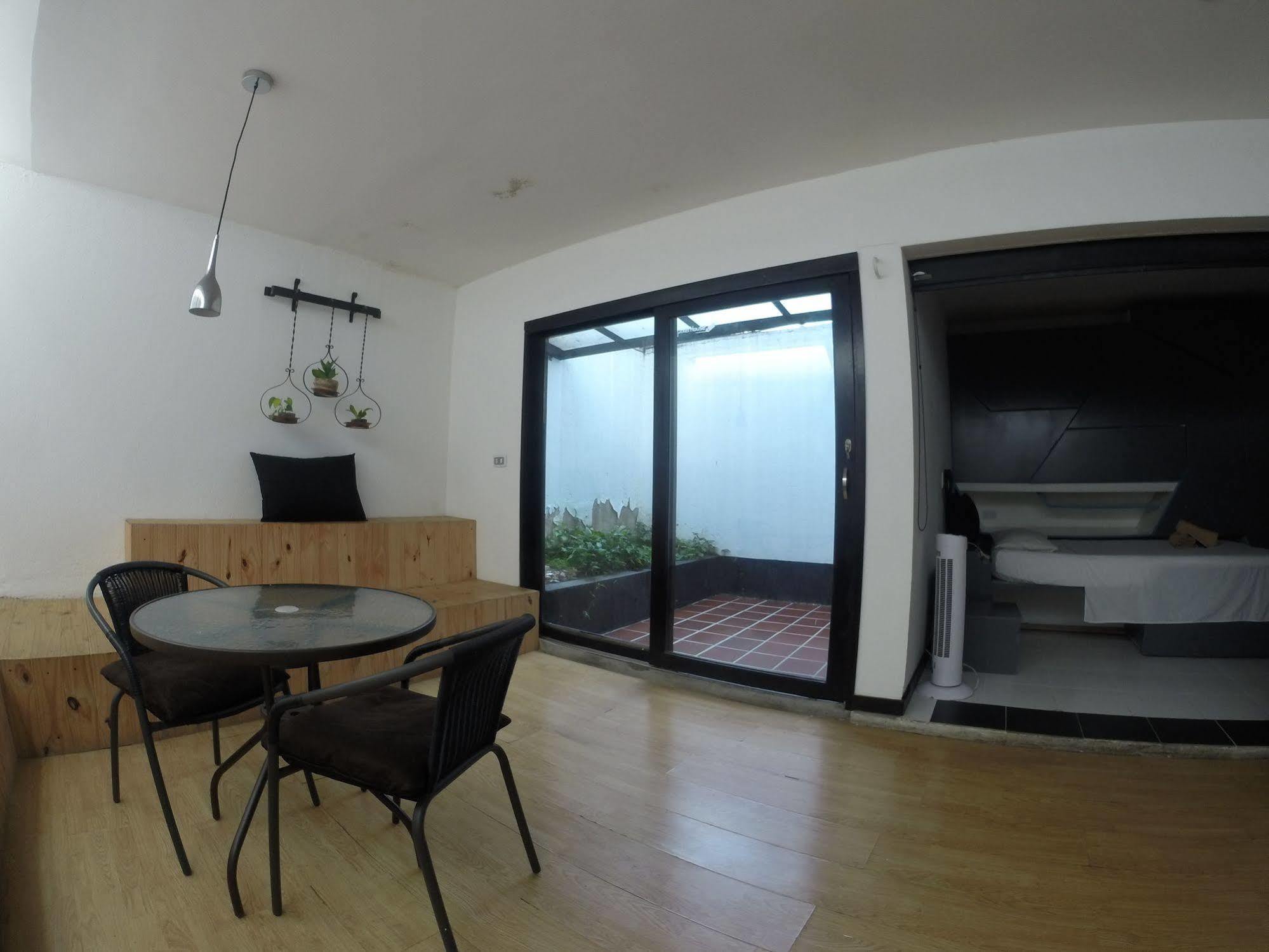 فندق Ayenda 1224 Pixel House (Adults Only) ميديلين المظهر الخارجي الصورة